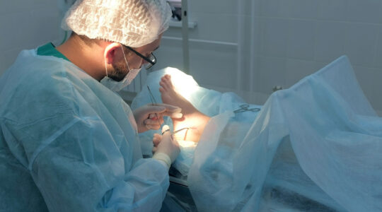 chirurgien spécialiste du pied